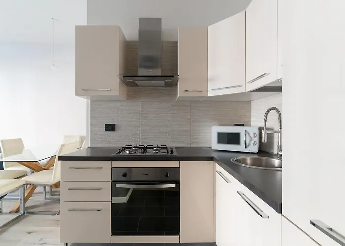 Apartment Guesthost - Lorenteggio Charming Flat Mailand