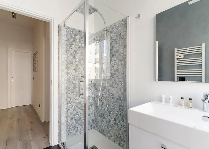 Apartament Guesthost - Lorenteggio Charming Flat Mediolan