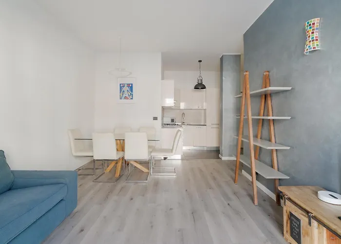 Guesthost - Lorenteggio Charming Flat * Mailand