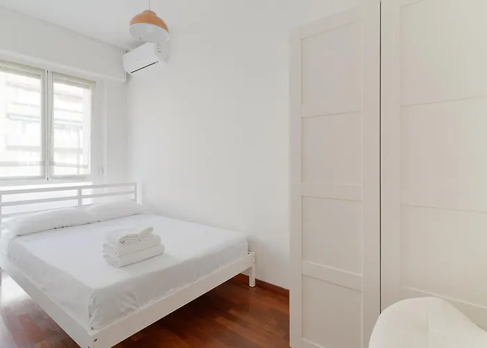 Apartament Guesthost - Lorenteggio Charming Flat *